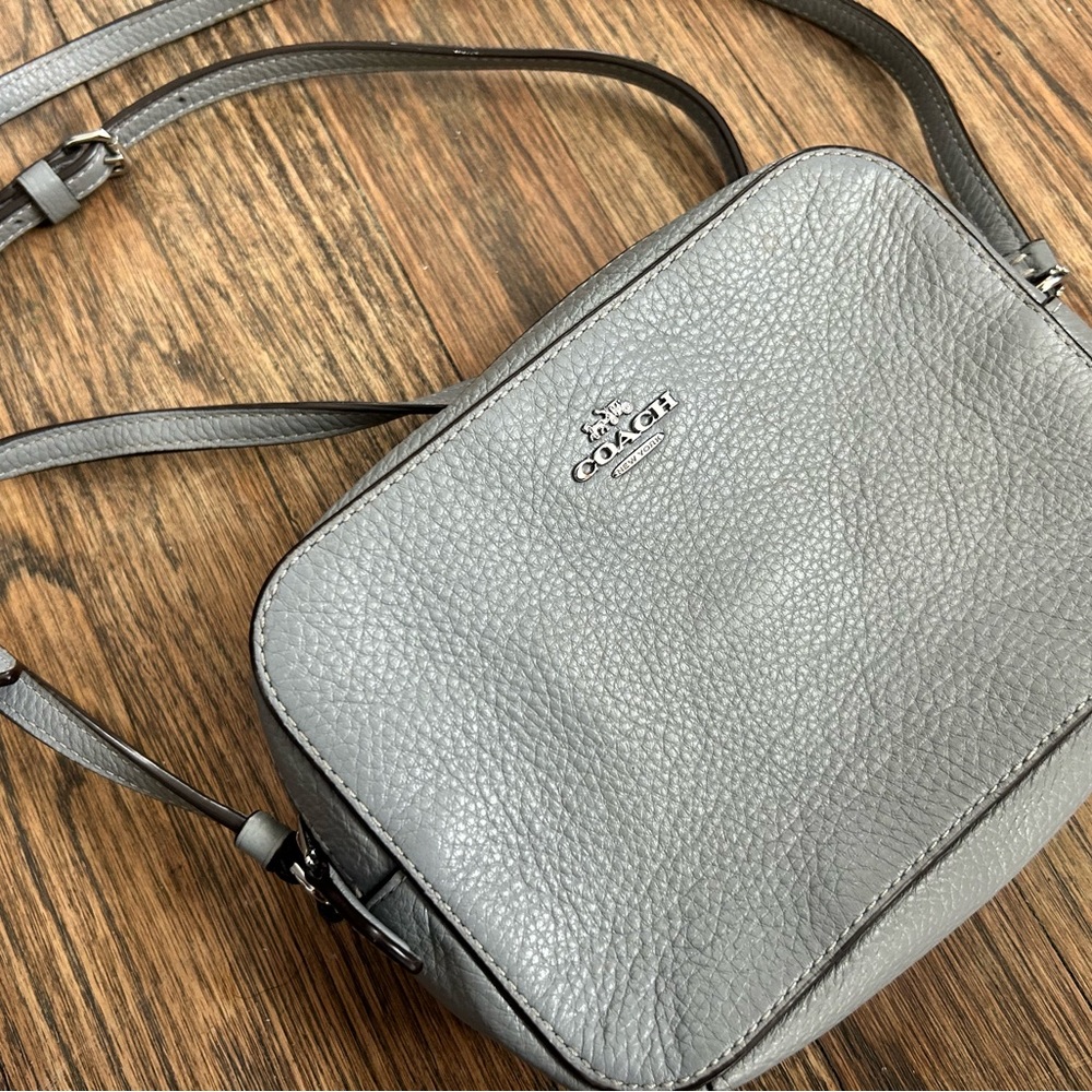 Coach light gray crossbody | COACH | Coach mini camera bag | Mini Jamie Bag